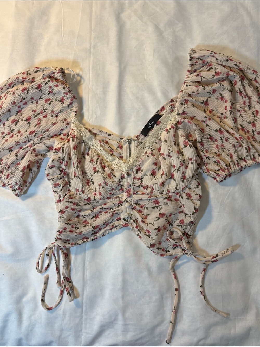 Lulu's Cream Floral Puff-Sleeve Cropped Top with Pink Roses